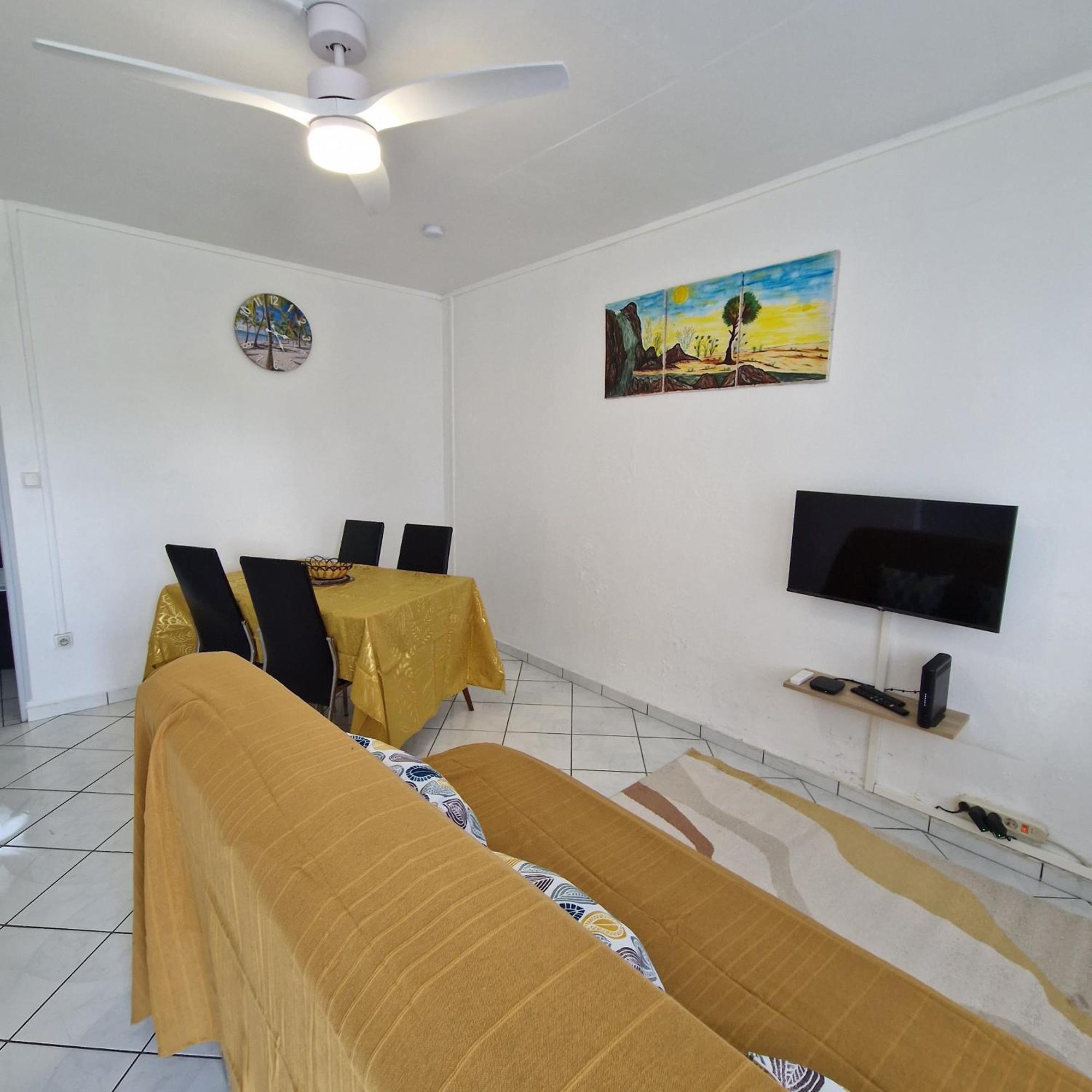 Vakantiehuis T3 A - Empire House